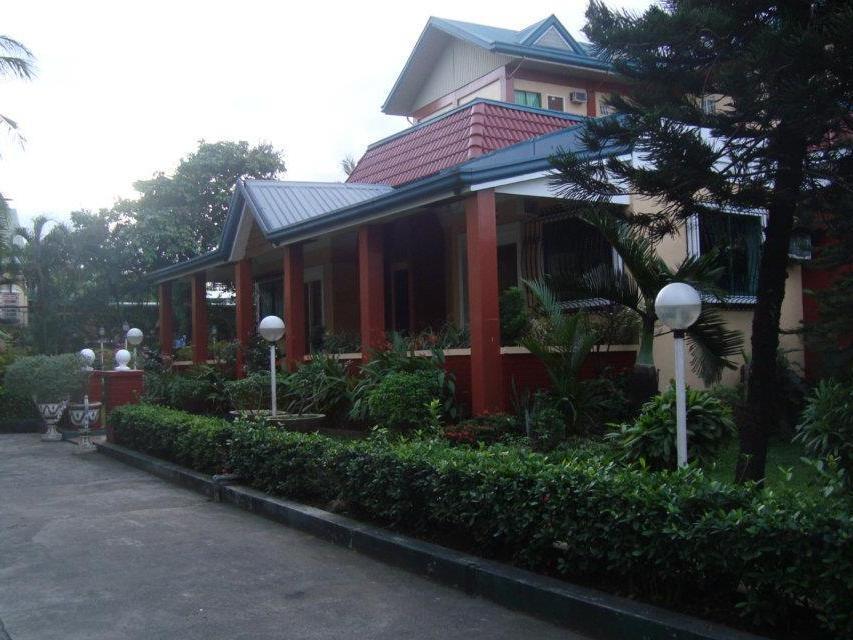 Gems Hotel y Centro de Conferencias Antipolo Exterior foto